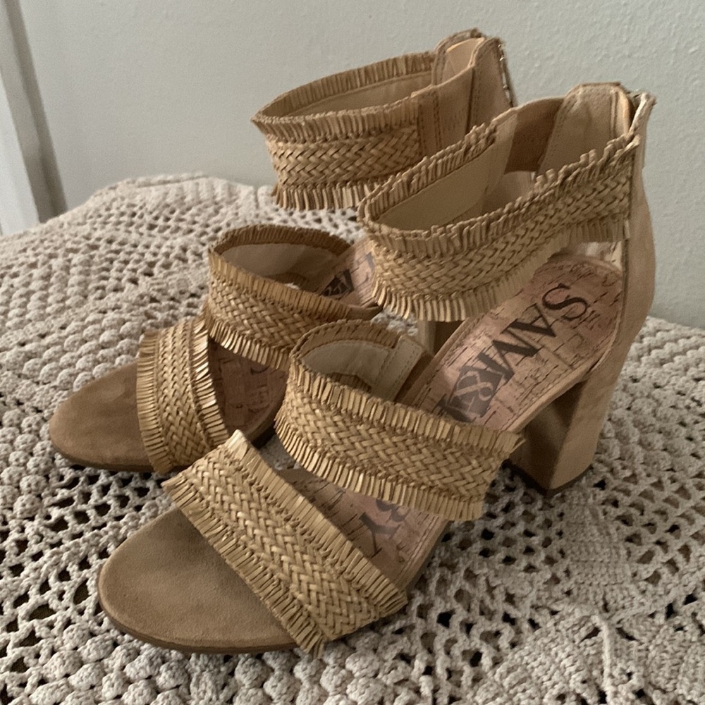 Sam & Libby Straw Strap Tan Heels Size 7